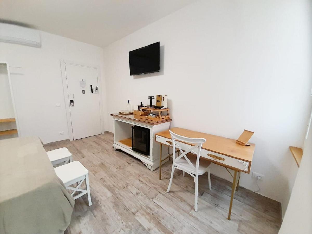Biobenessere Eco-B&B -Adults Only- Moto&Bike Parking Arezzo Exteriör bild